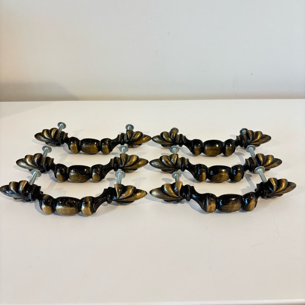 SET OF SIX Vintage French Provincial cabinet drawer pulls antique brass finish
